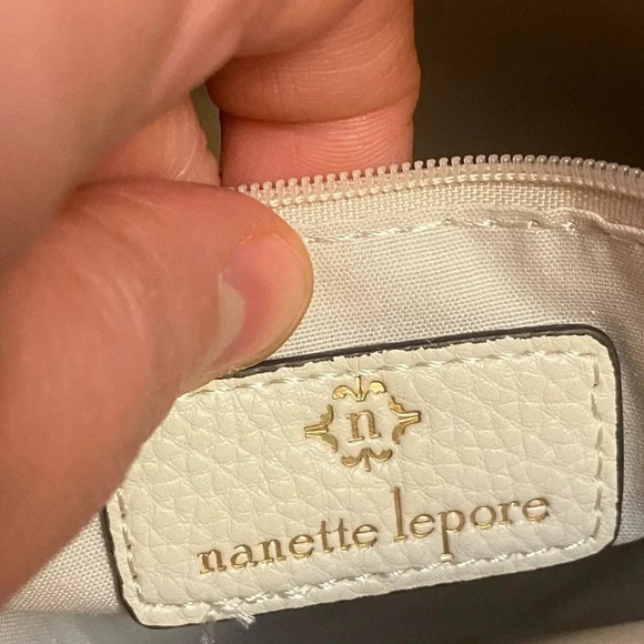 Nanette Lenore white crossbody bag - Picture 10 of 10